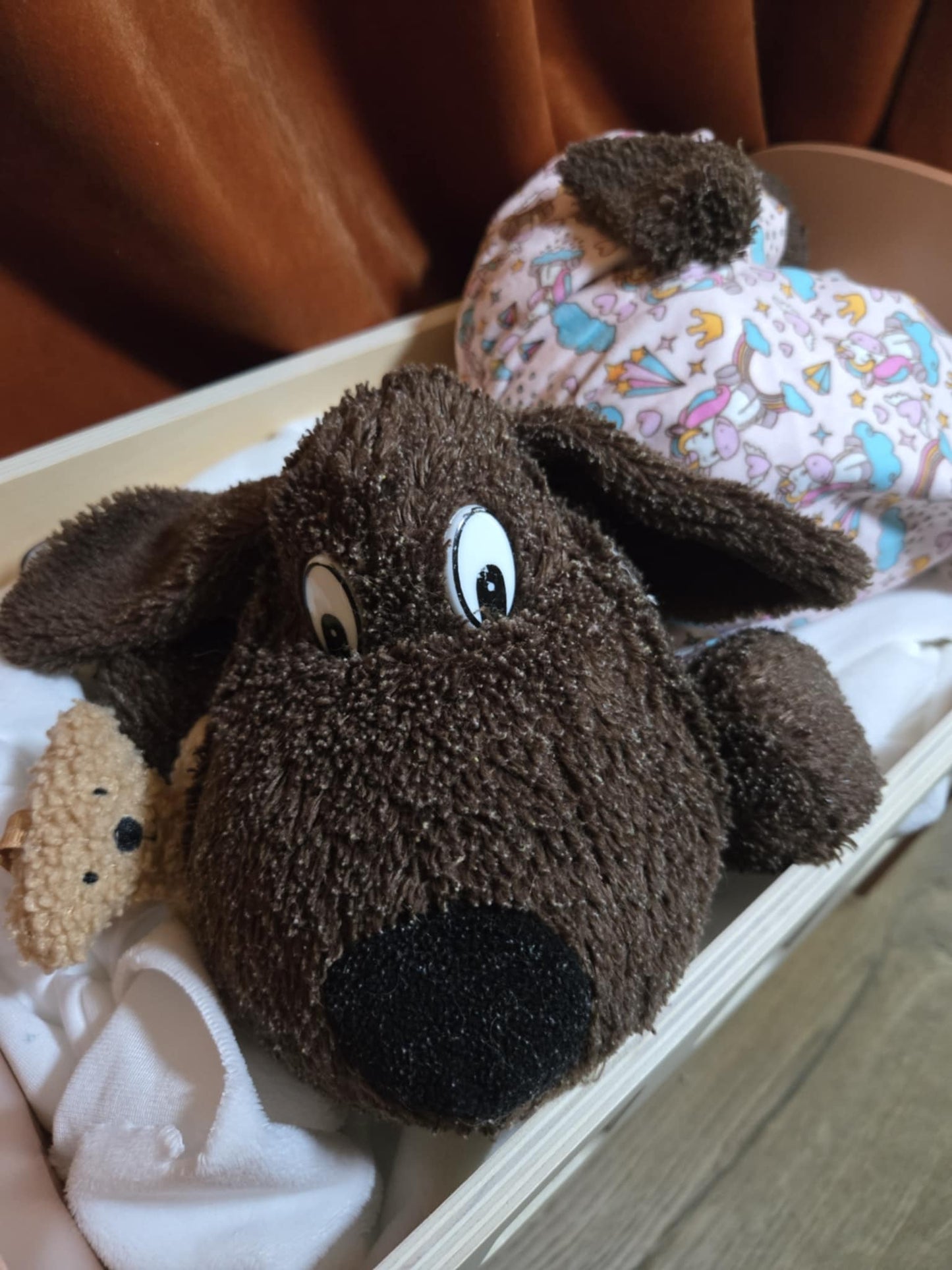 Le Pyjama "Arc-en-Doudou" – pour les Doudous en quête de câlins colorés