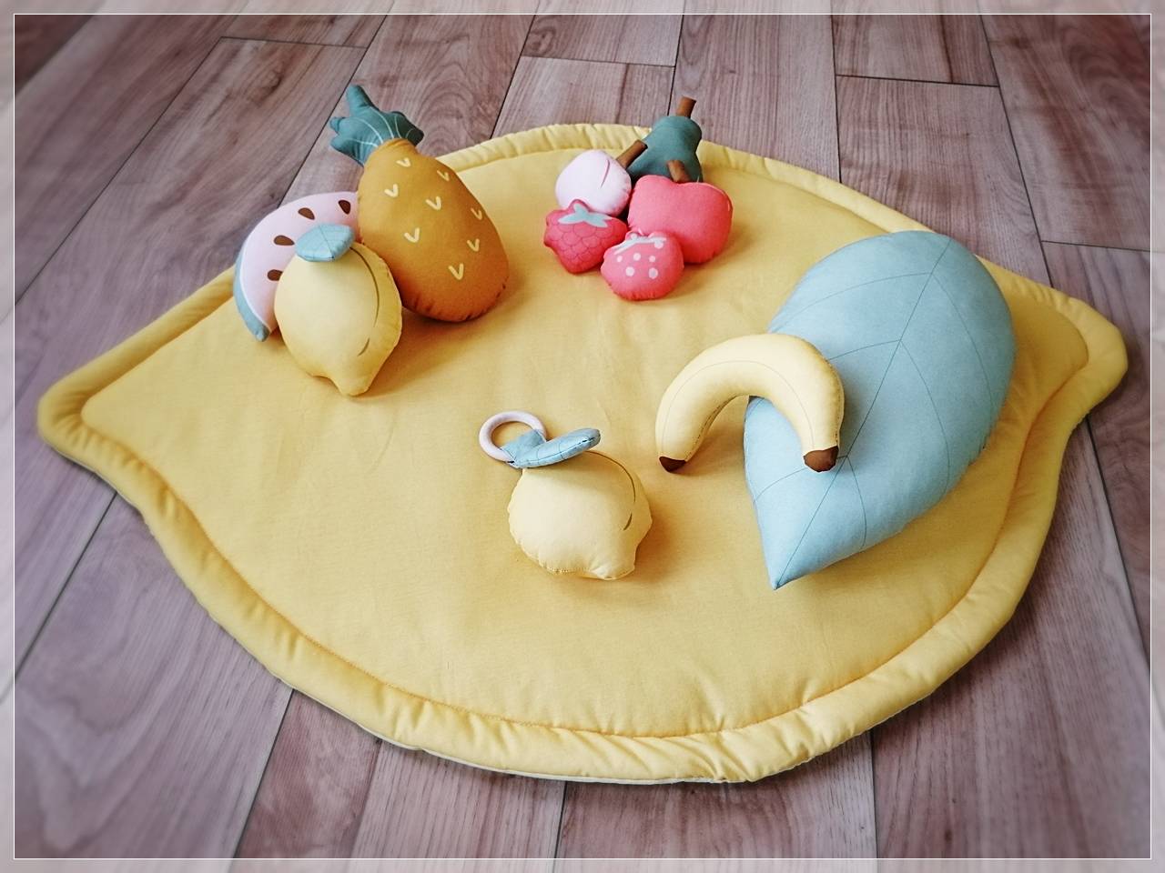 Tapis eveil avec dinette en jouet mousse