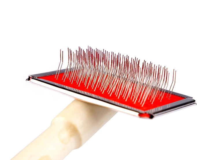 Brosse pour peluche poils longs
