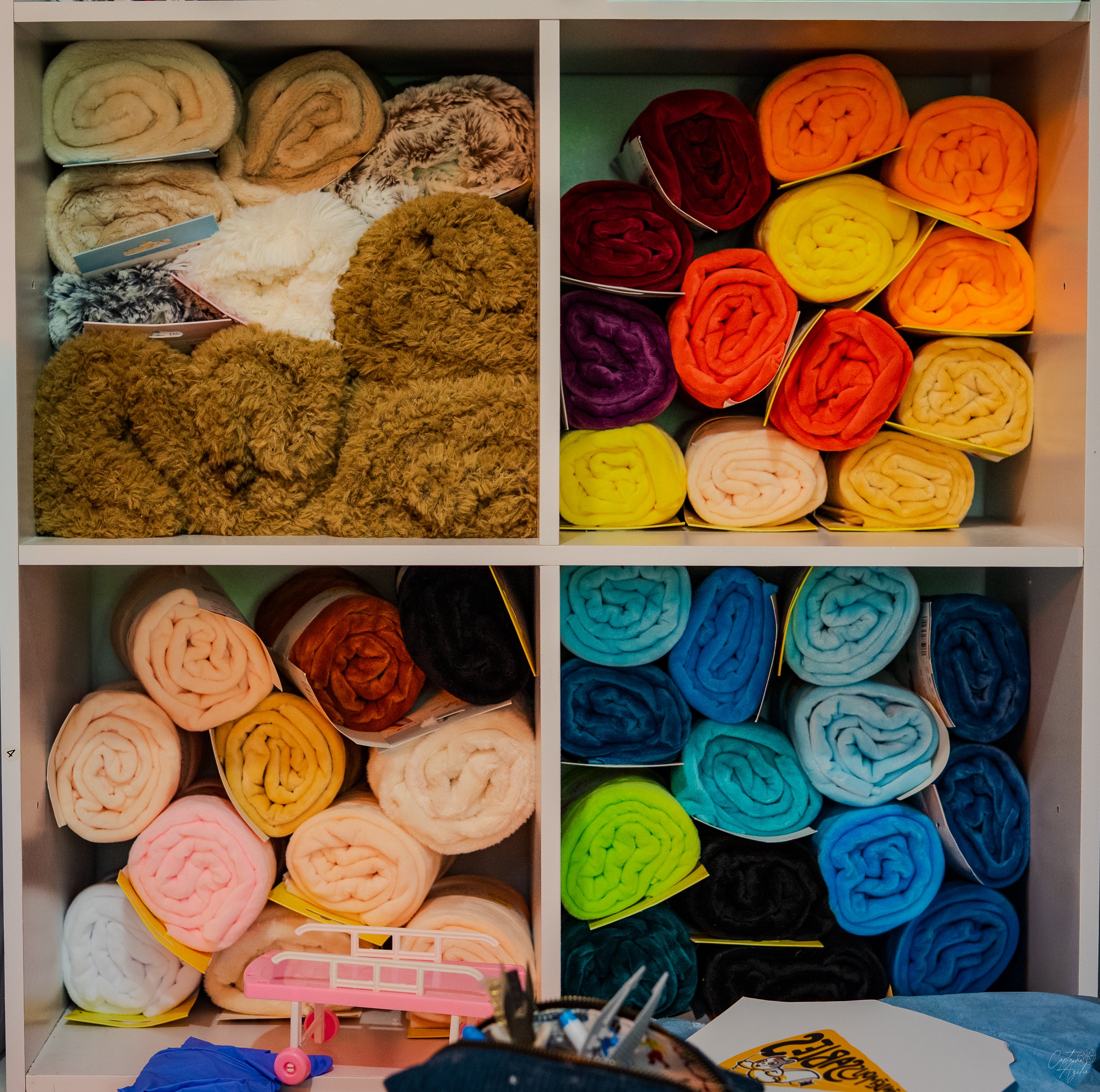 LesIndemoussables_AS-81 tissu pelucheux mercerie